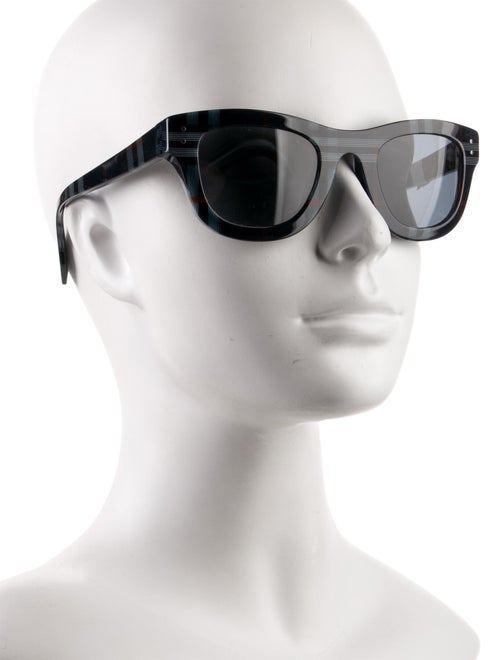 Burberry Wayfarer Tinted Sunglasses