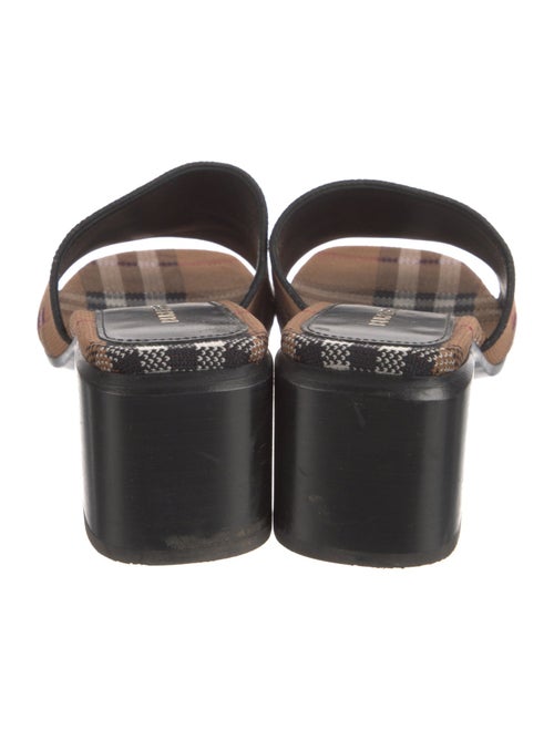 Burberry Nova Check Pattern Slides