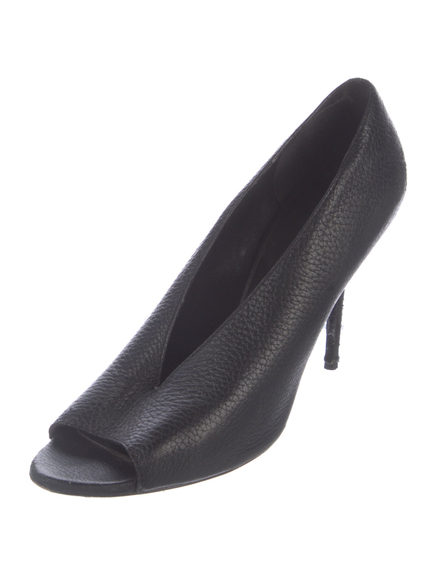 Burberry Leather Pumps