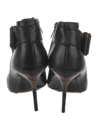 Burberry Leather Pumps