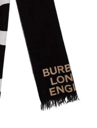 Burberry Wool Printed Scarf