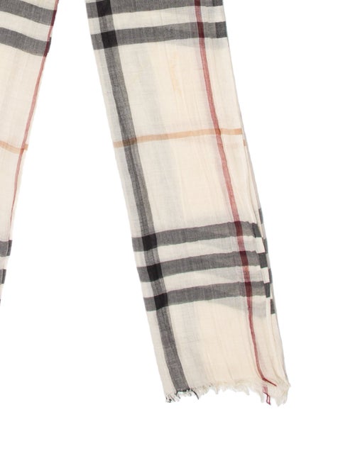 Burberry Silk House Check Pattern Scarf