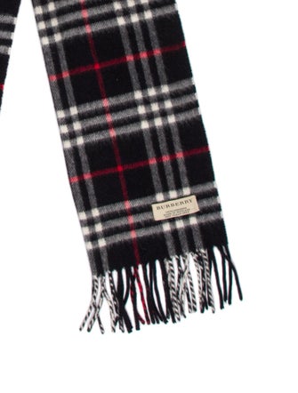 Burberry Cashmere Nova Check Pattern Scarf
