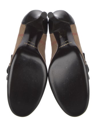 Burberry House Check Pattern Leather Pumps