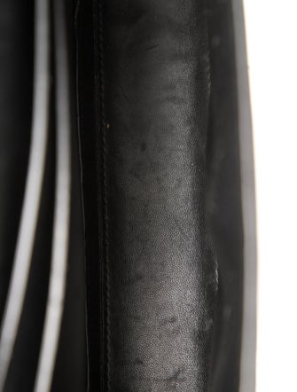 Burberry Patent Leather Grace