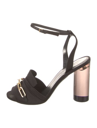 Burberry Leather Chain-Link Accents D'Orsay Pumps