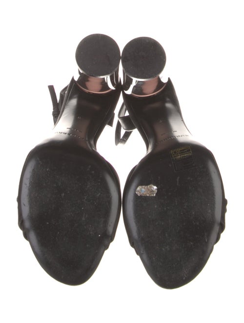 Burberry Leather Chain-Link Accents D'Orsay Pumps