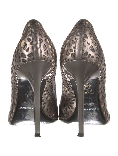 Burberry Super Nova Check Pattern Leather Pumps