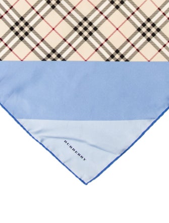 Burberry Silk House Check Pattern Scarf