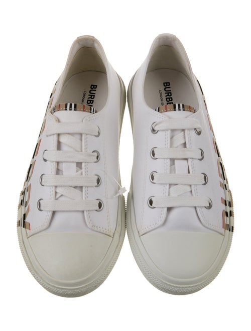 Burberry Girls' Low Top Sneakers