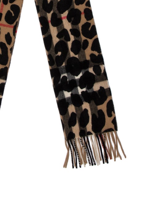 Burberry Cashmere House Check Pattern Scarf