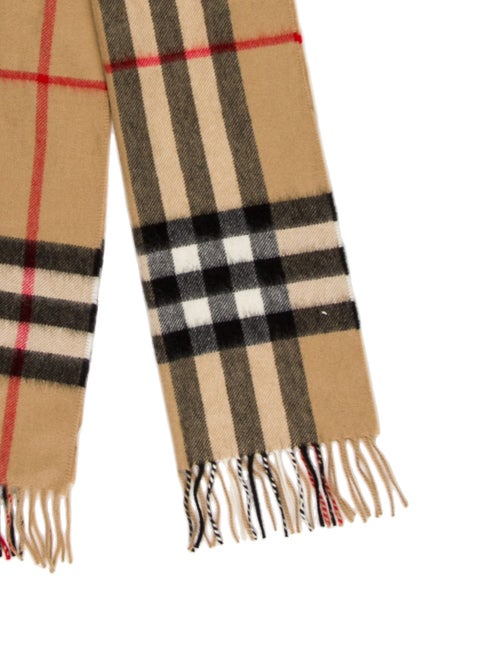 Burberry Cashmere House Check Pattern Scarf