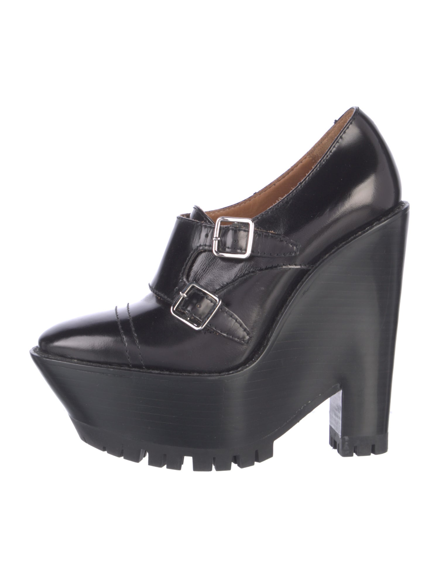 Burberry Leather Pumps