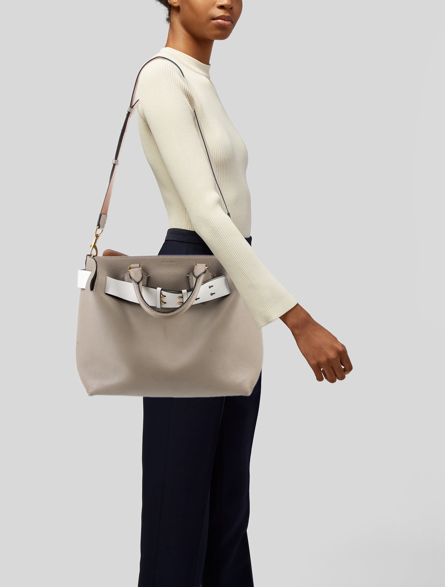 Burberry Leather belt Large