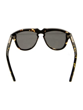 Burberry Oversize Tinted Sunglasses