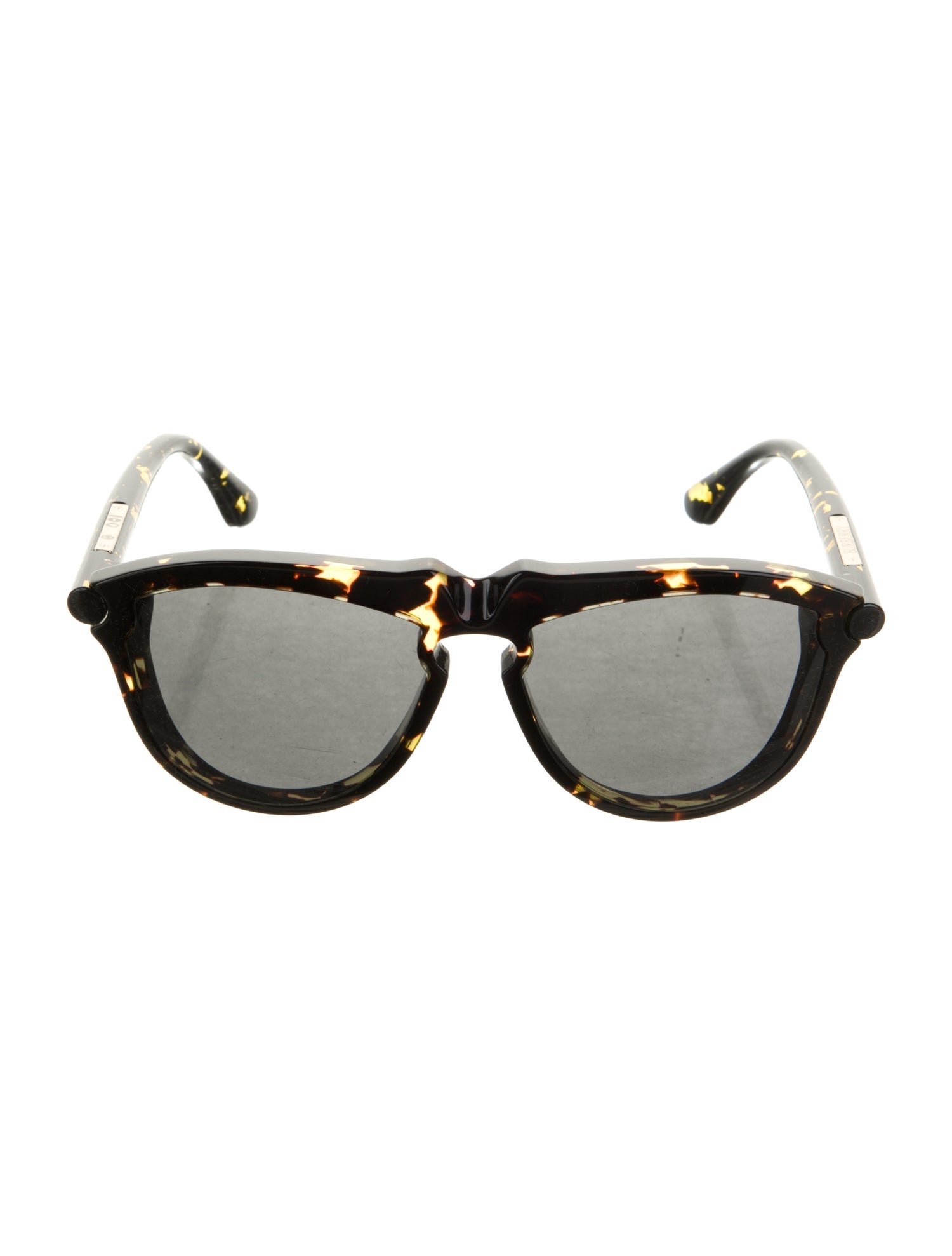 Burberry Oversize Tinted Sunglasses
