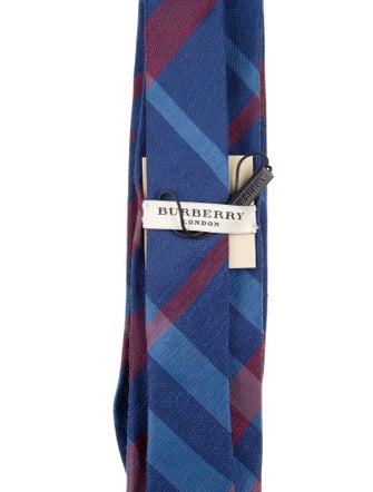 Burberry Pattern Tie