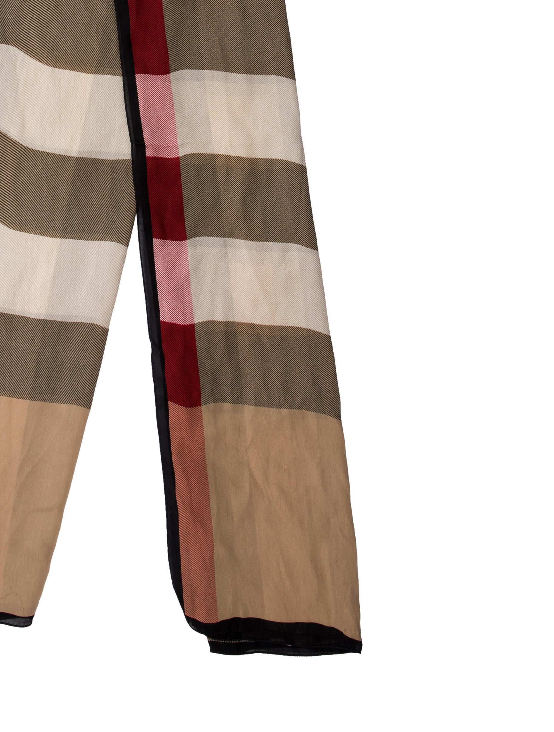 Burberry Nova Check Pattern Scarf