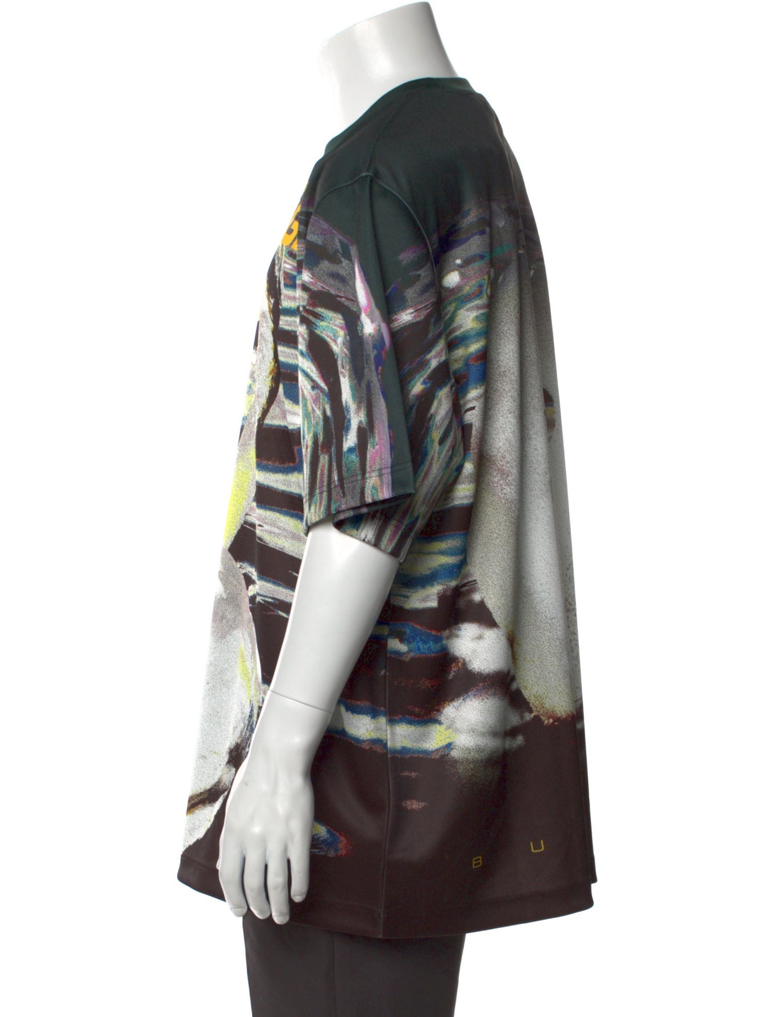 Burberry Graphic Print Crew Neck T-Shirt w/ Tags