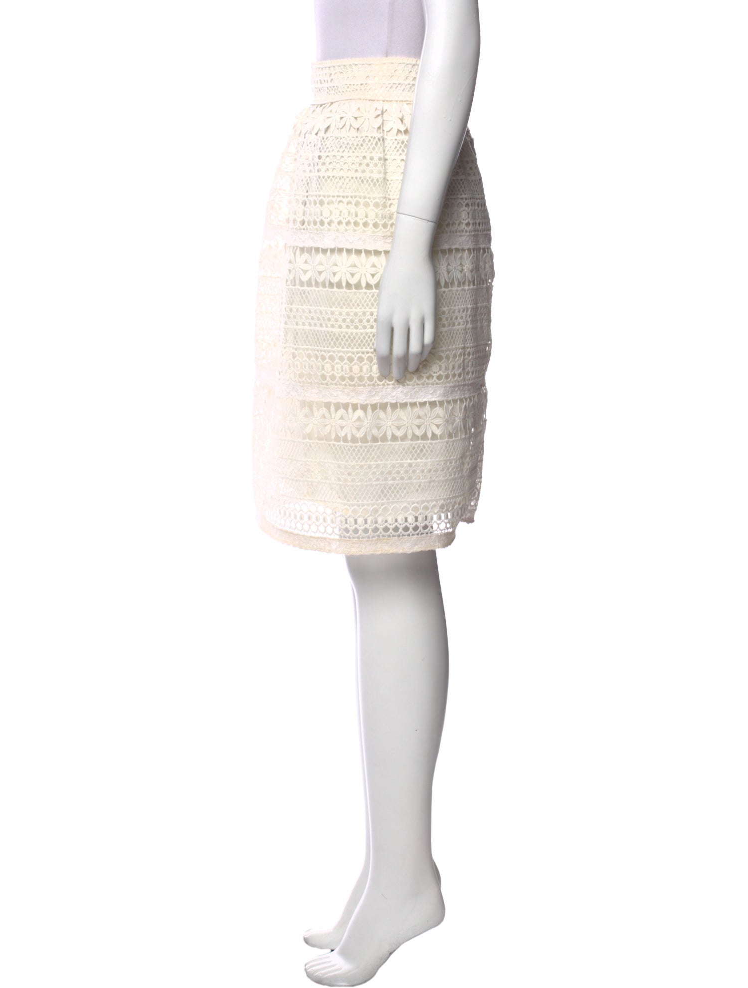 Burberry Lace Pattern Knee-Length Skirt