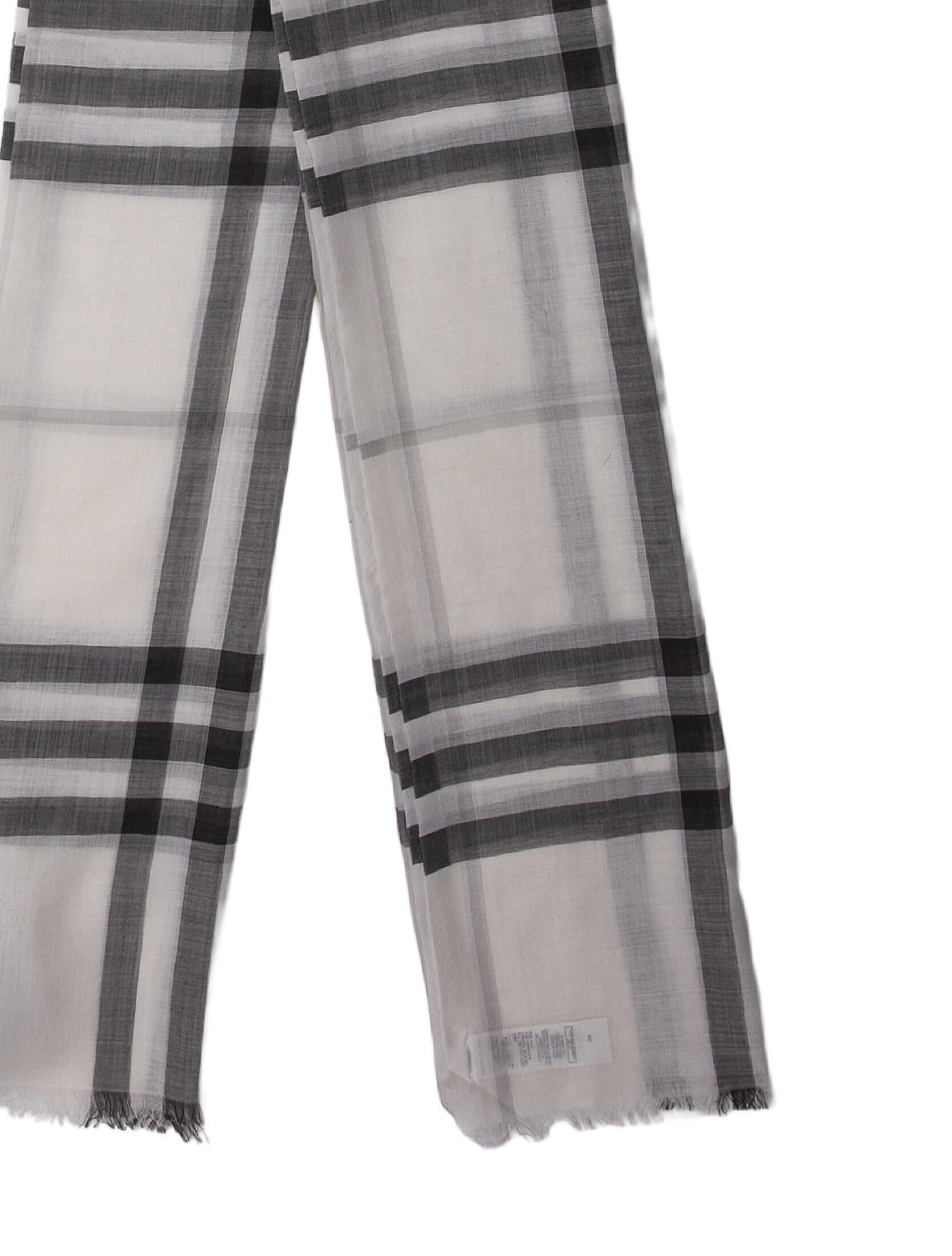 Burberry Wool Plaid Print Scarf w/ Tags