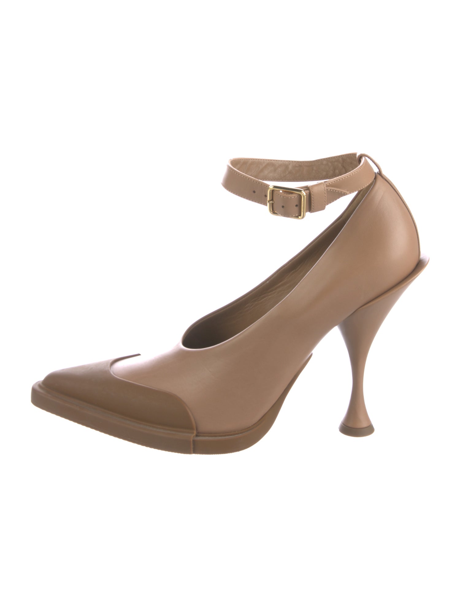 Burberry Leather Pumps