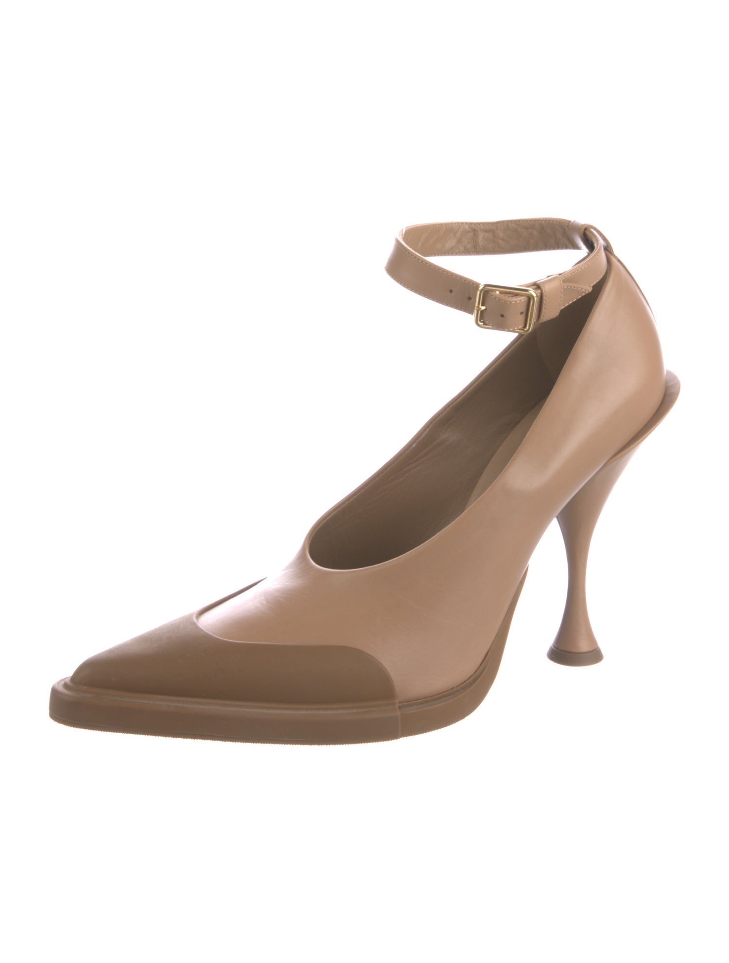 Burberry Leather Pumps