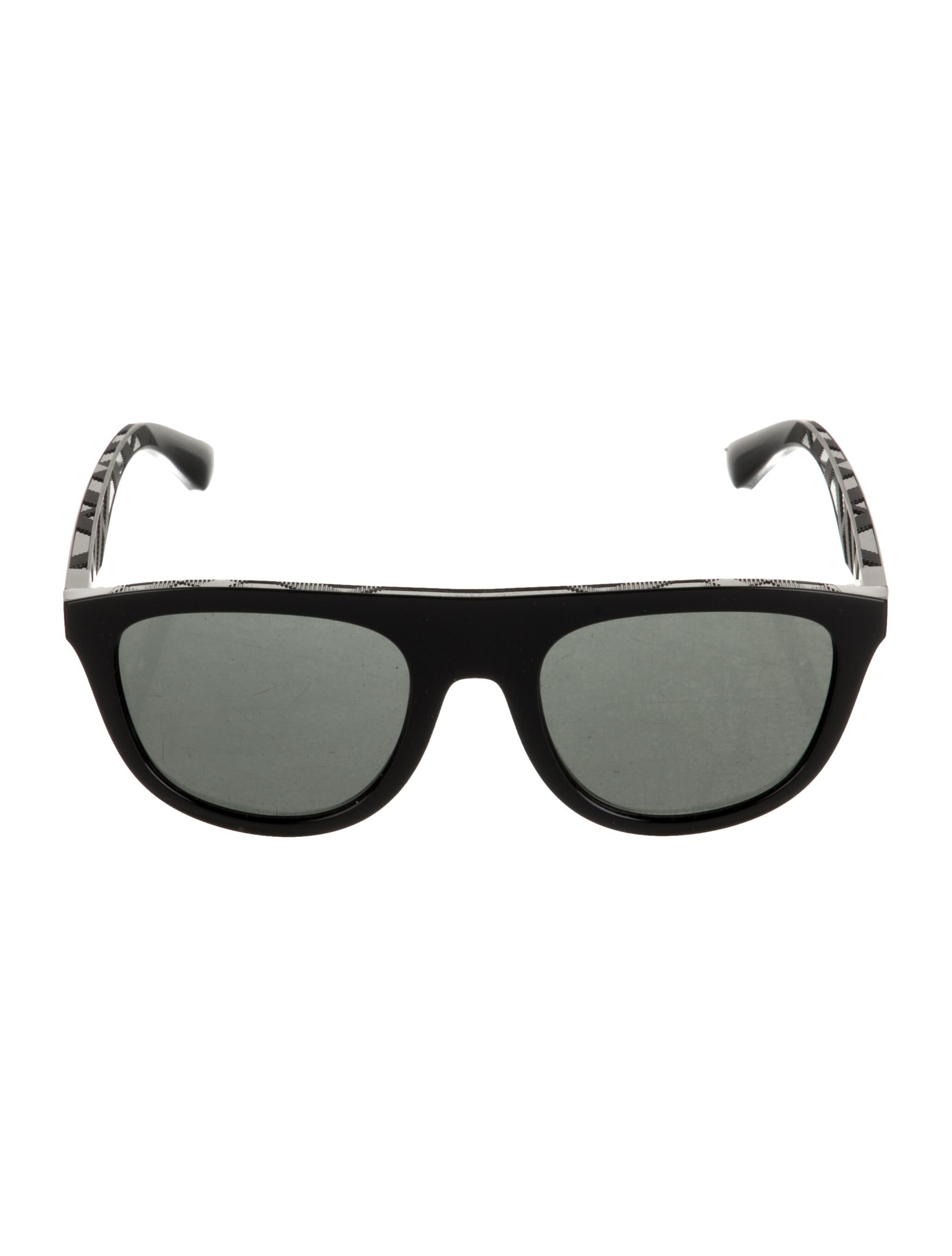 Burberry Wayfarer Tinted Sunglasses