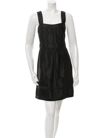 Burberry A-Line Sweetheart Neck Dress