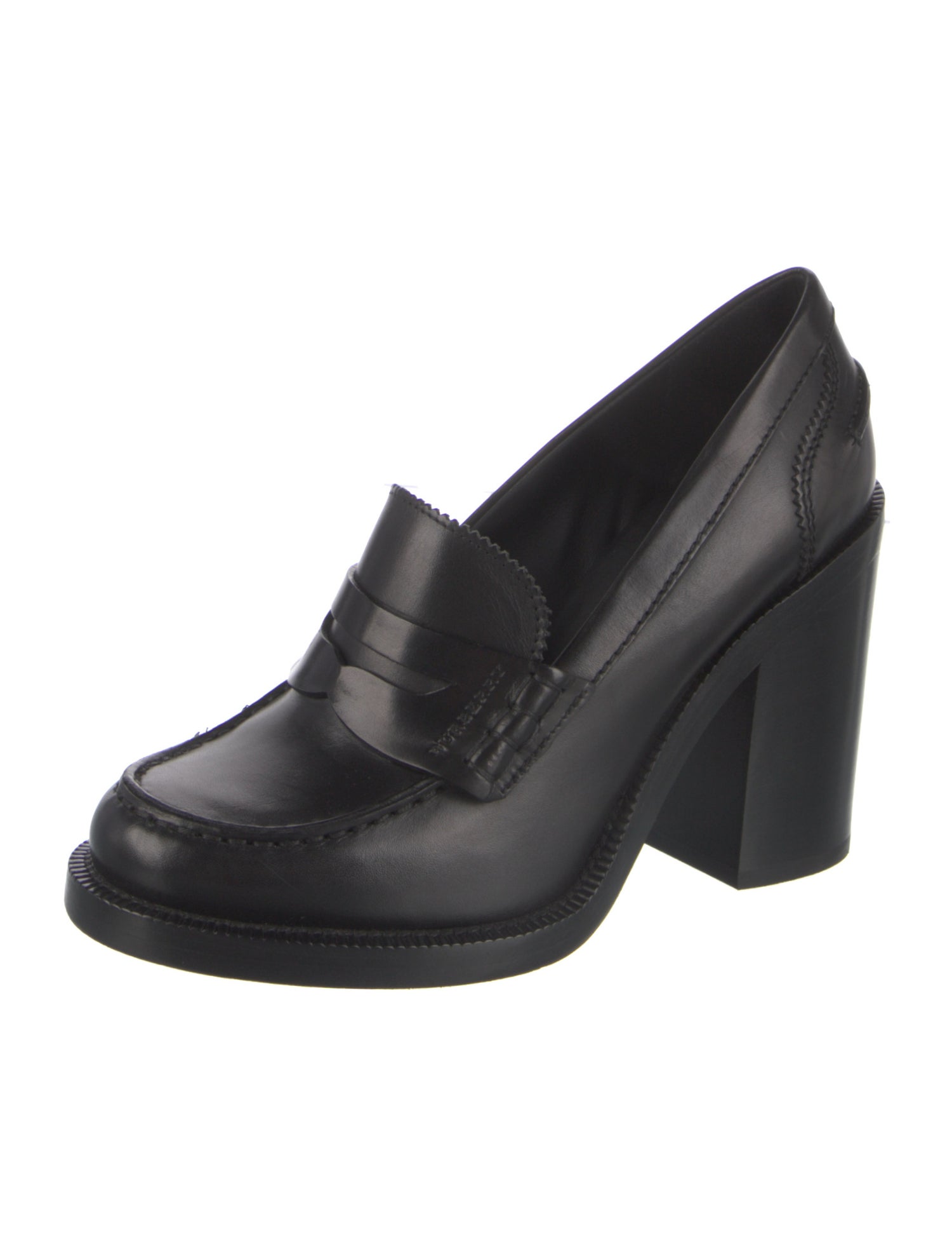 Burberry London Leather Pumps