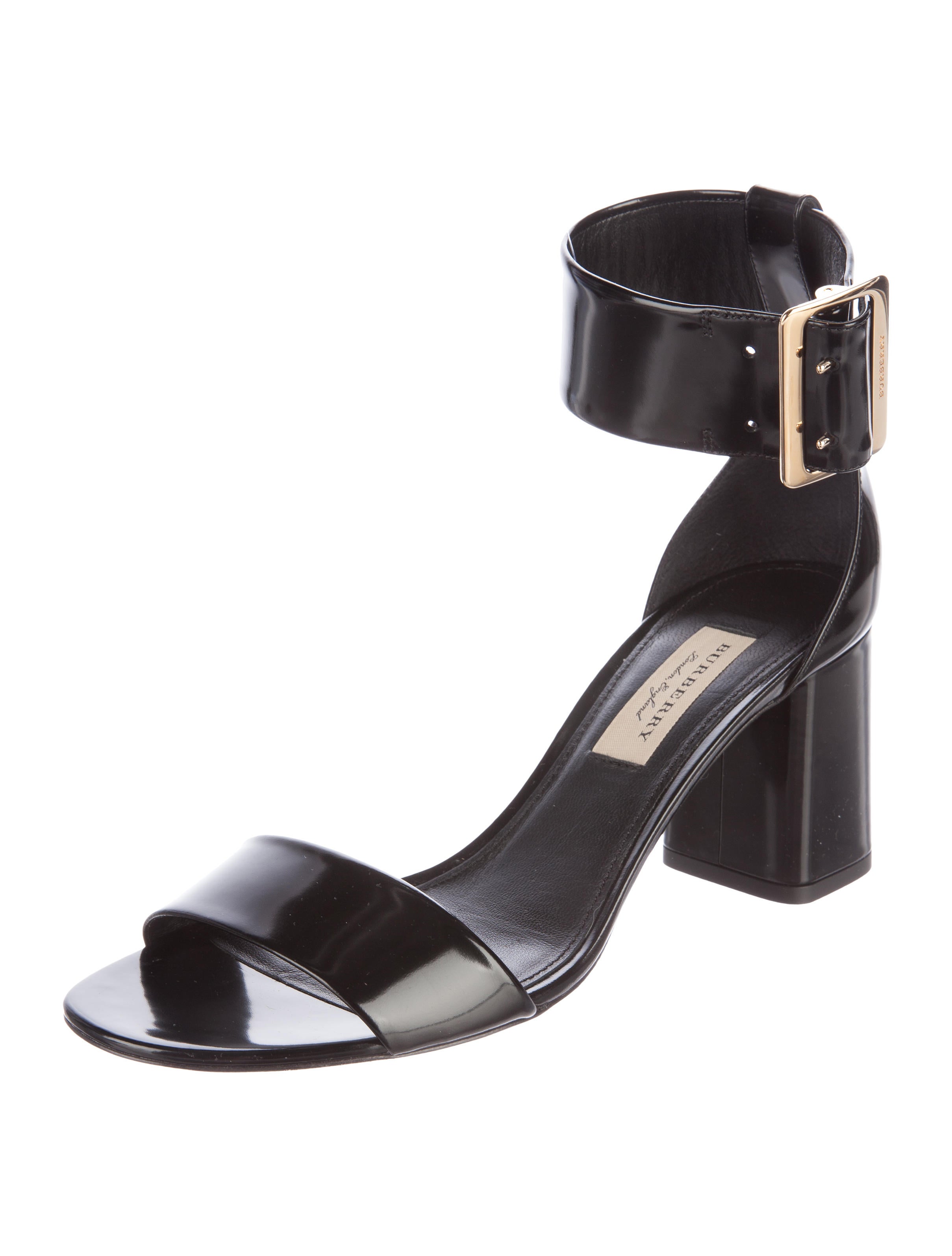 Burberry 2017 Leather Ankle Strap Sandals - Shoes - BUR74062 | The RealReal