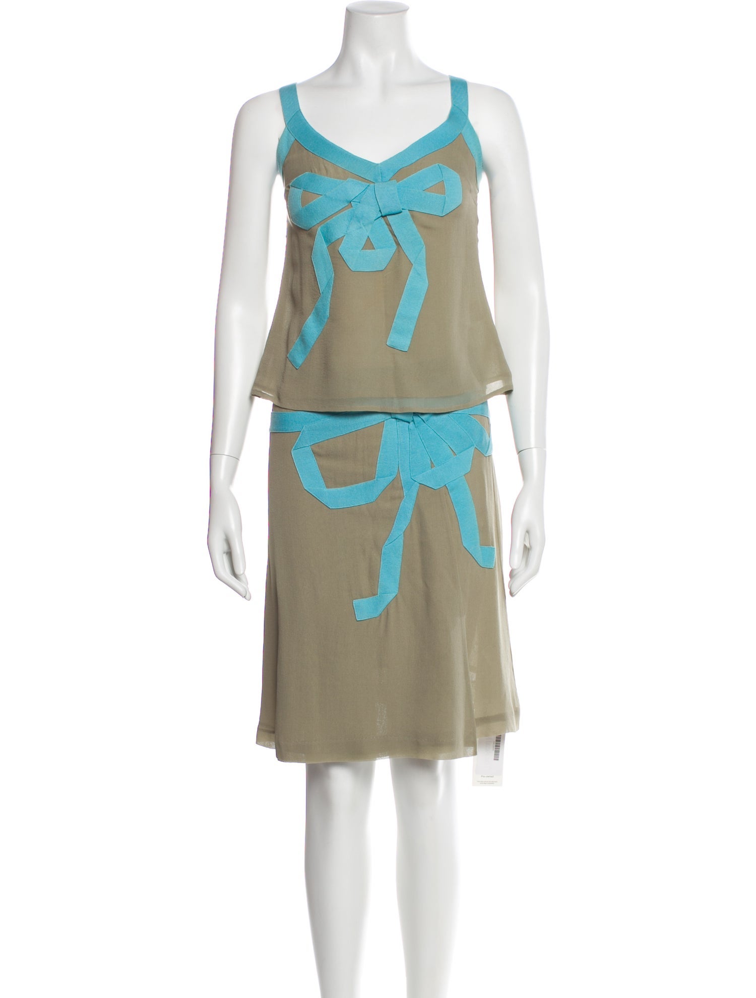 Cacharel Silk Embroidered Accent Skirt Set