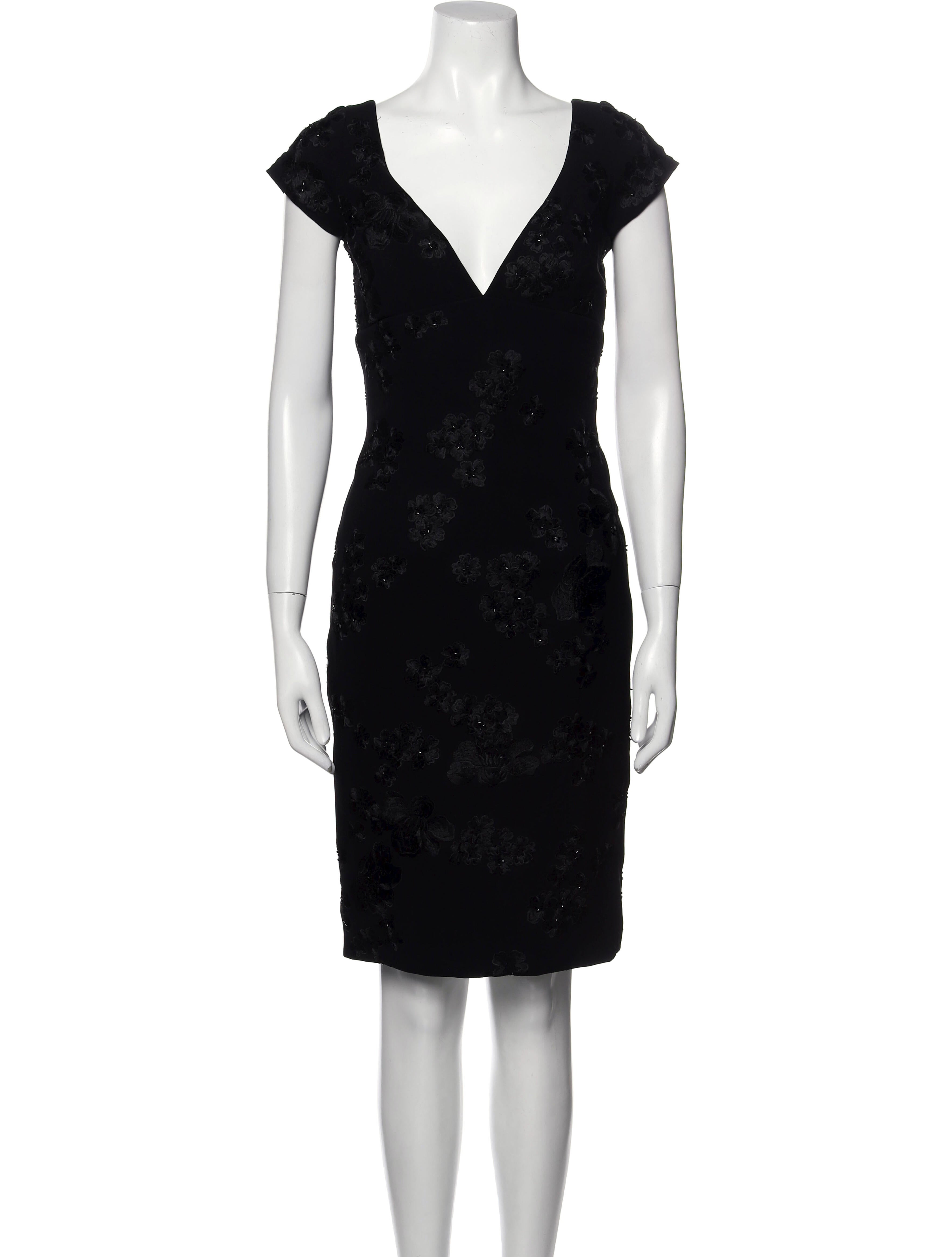 Carmen Marc Valvo Lace Pattern Knee-Length Dress