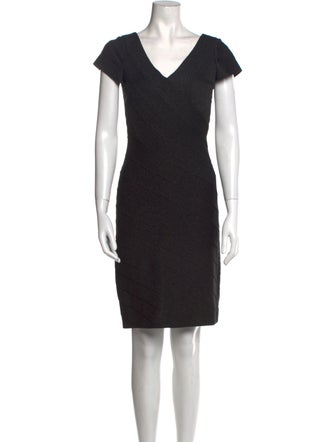 Carmen Marc Valvo V-Neck Knee-Length Dress