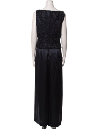 Carmen Marc Valvo Pant Set