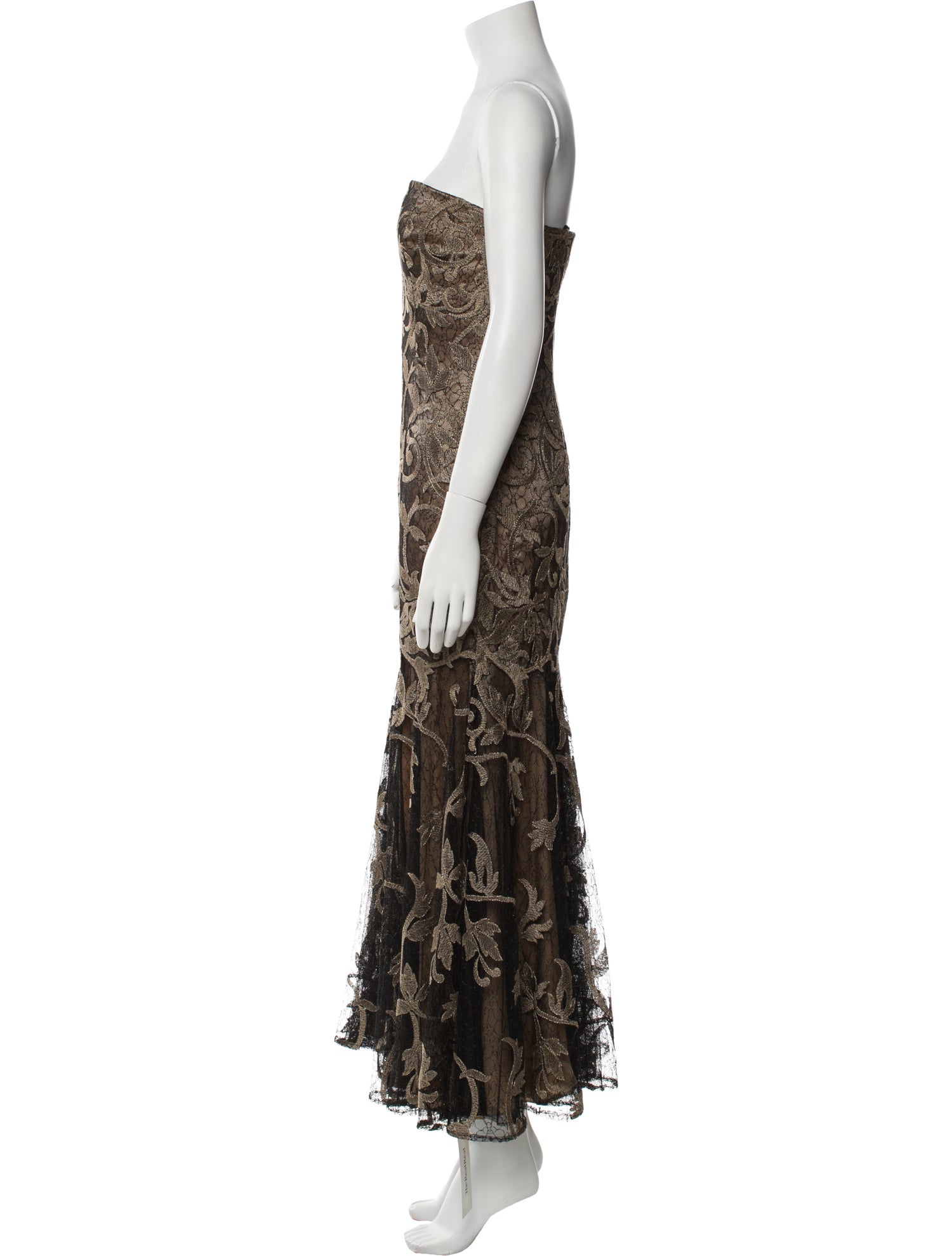 Carmen Marc Valvo Lace Pattern Long Dress