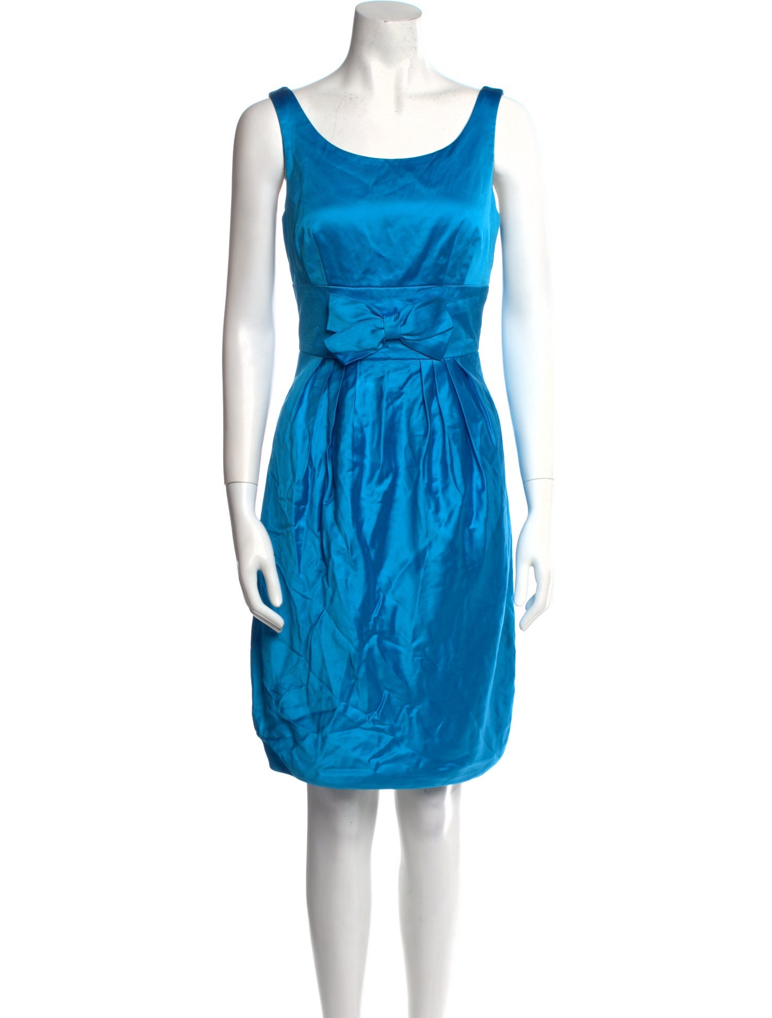 Carmen Marc Valvo Scoop Neck Knee-Length Dress