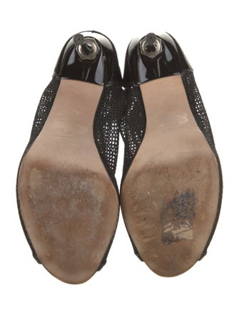 Carmen Marc Valvo Mesh Pumps