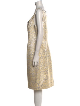 Carmen Marc Valvo Scoop Neck Knee-Length Dress