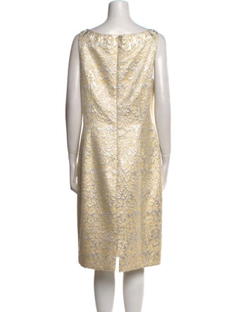 Carmen Marc Valvo Scoop Neck Knee-Length Dress