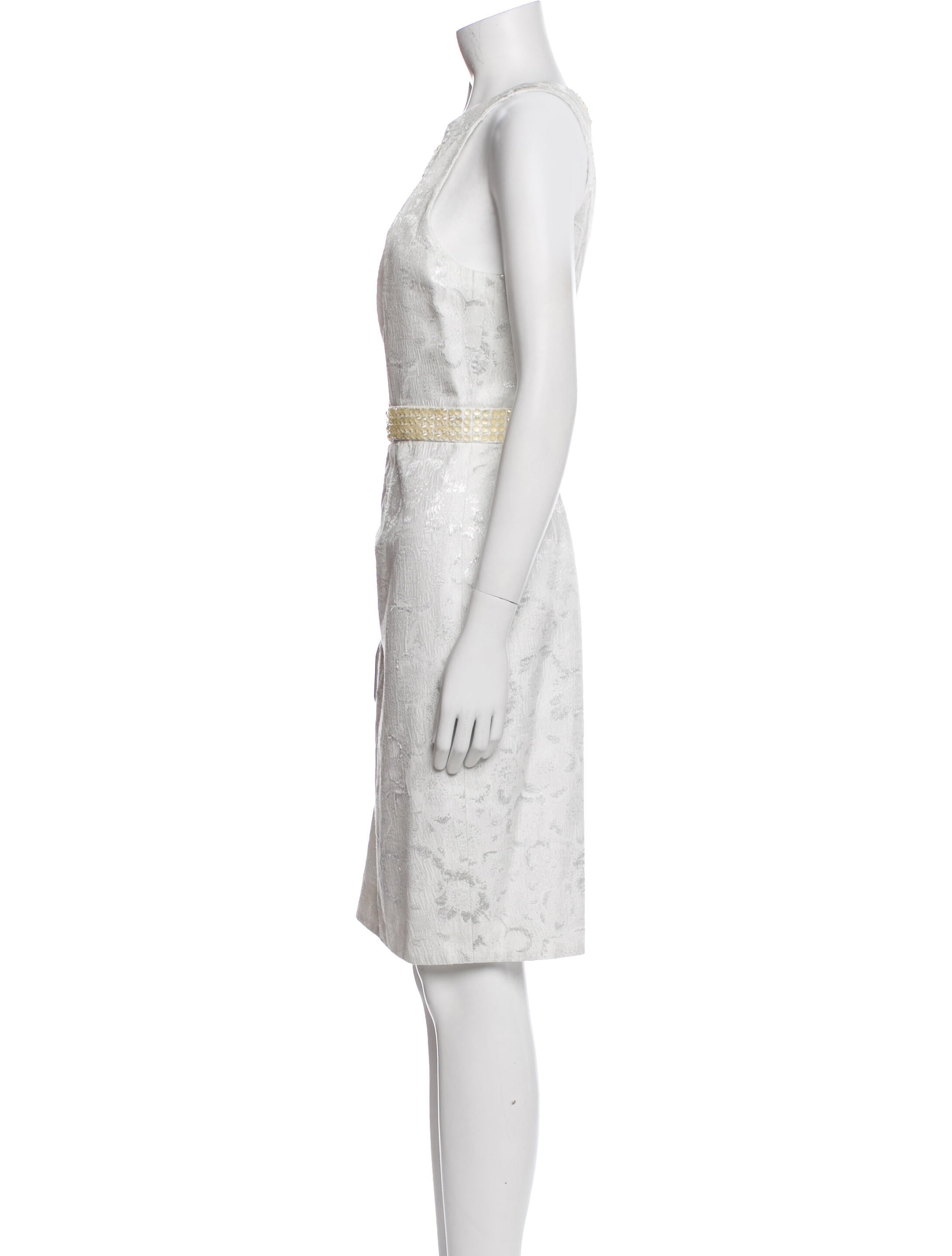 Carmen Marc Valvo Lace Pattern Knee-Length Dress