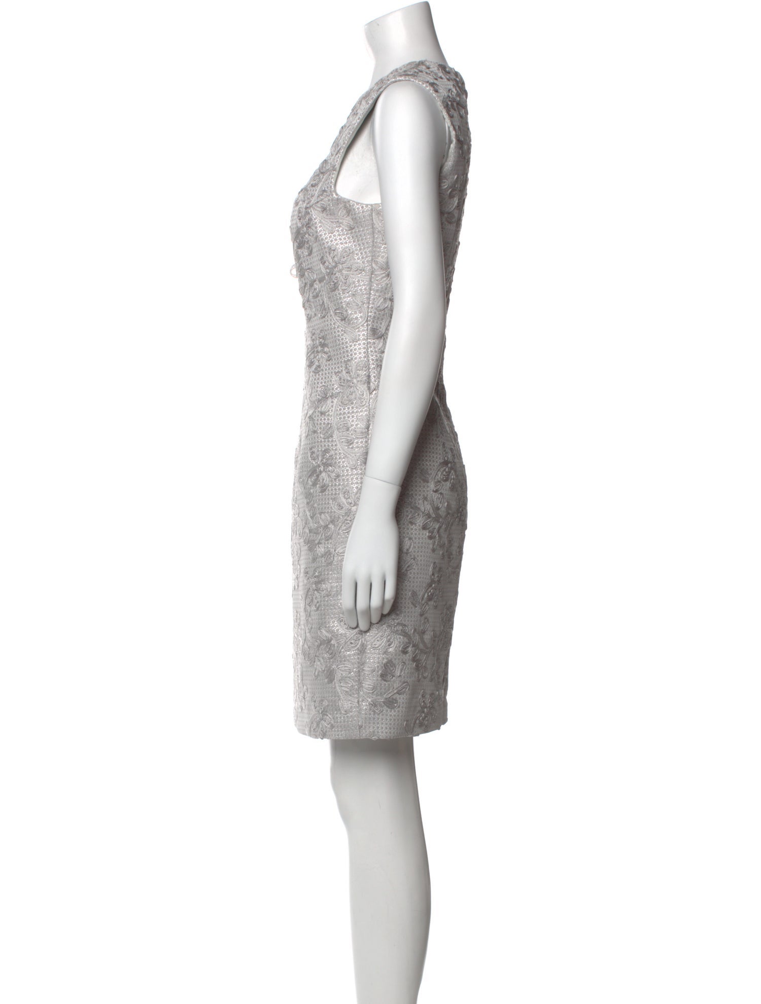 Carmen Marc Valvo Crew Neck Knee-Length Dress