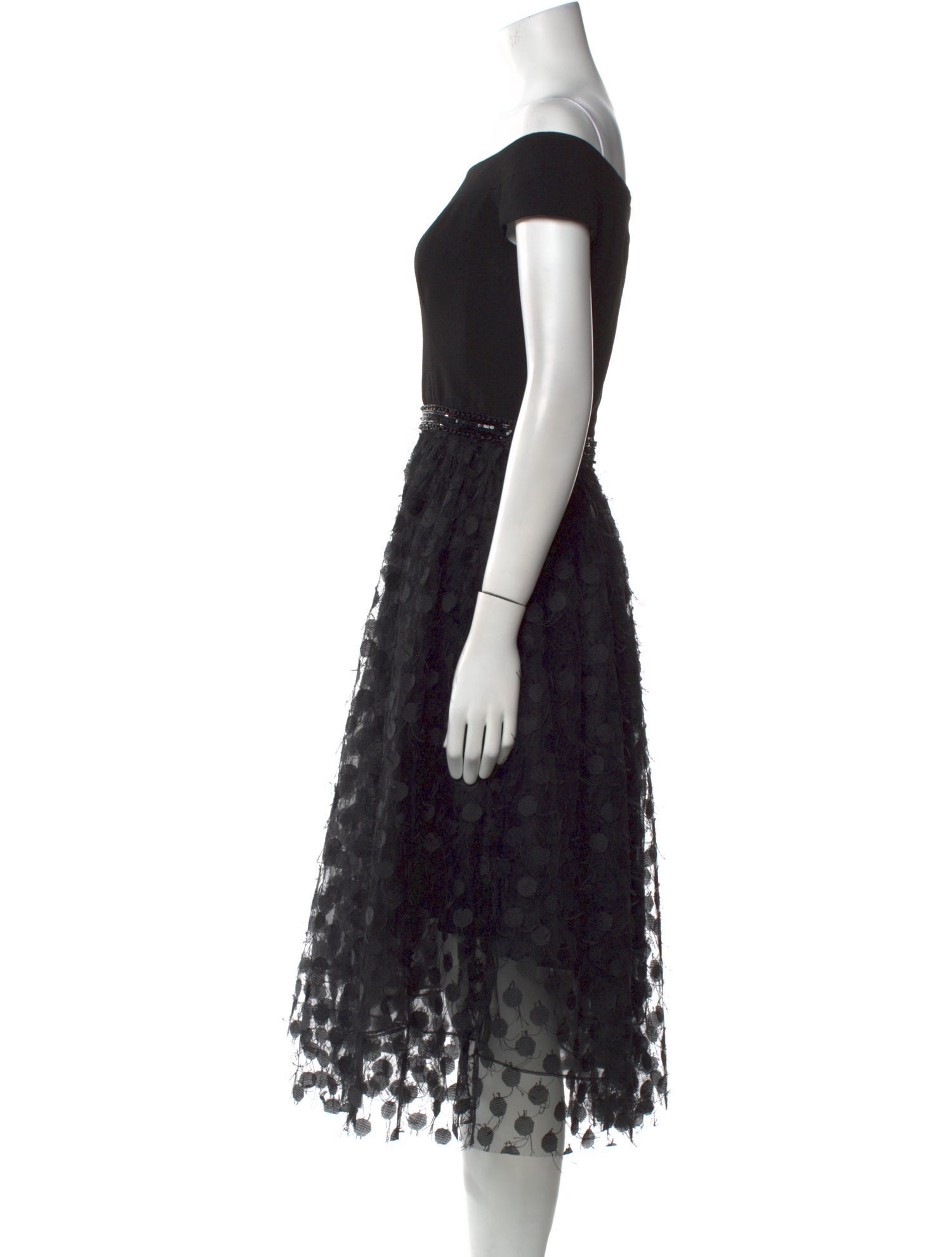 Carmen Marc Valvo Lace Pattern Midi Length Dress