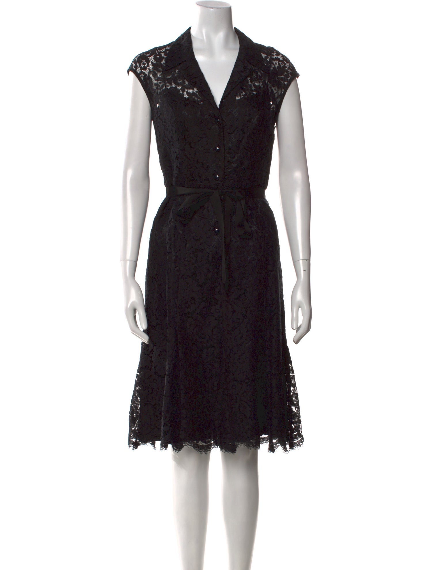 Carmen Marc Valvo Lace Pattern Knee-Length Dress