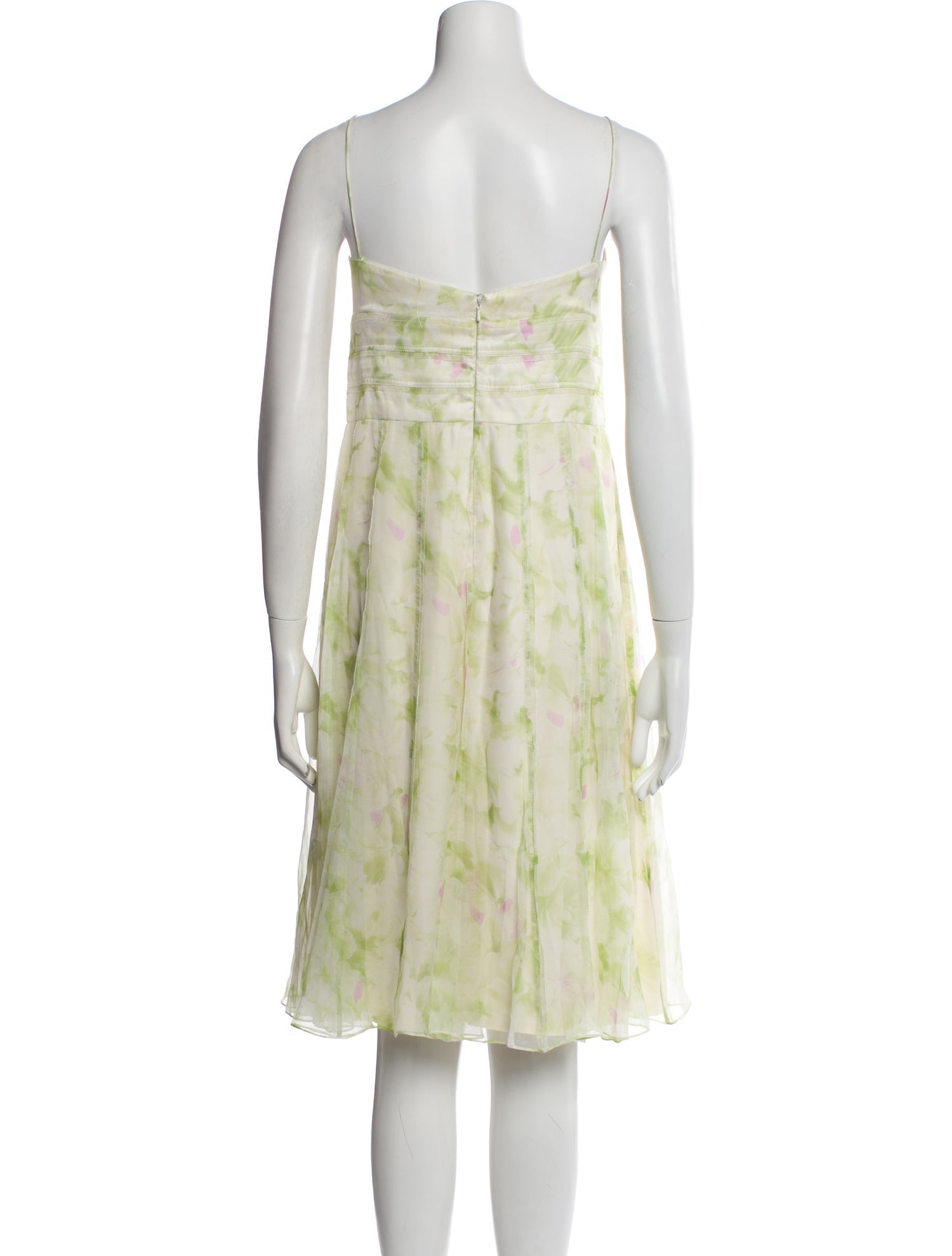 Carmen Marc Valvo Silk Knee-Length Dress