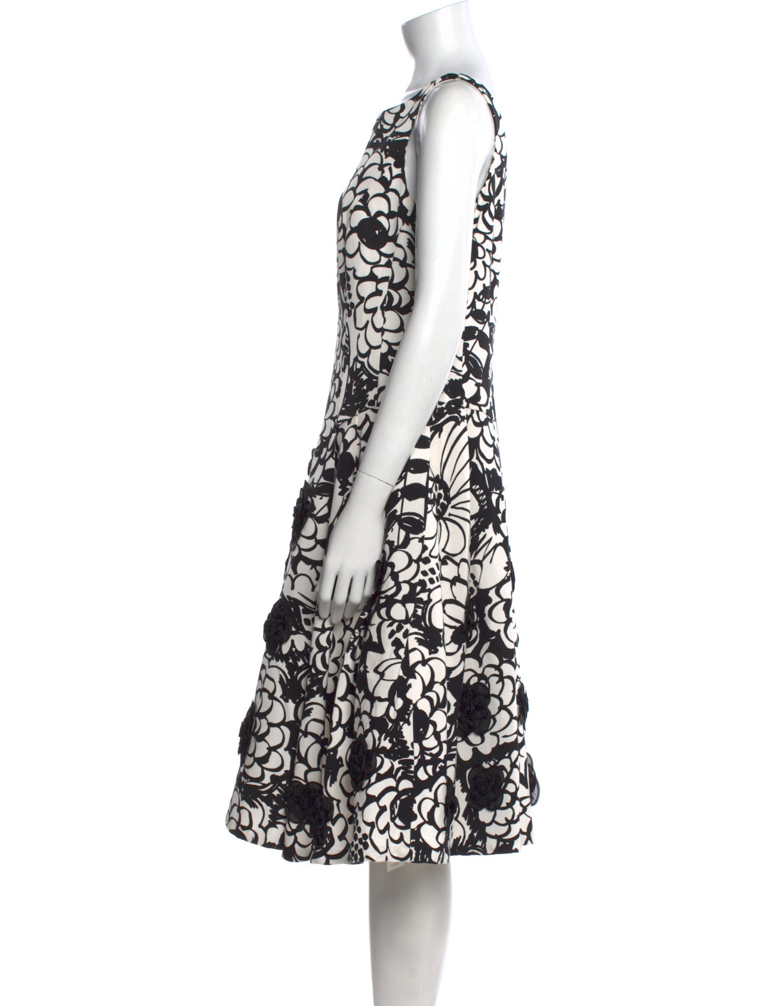 Carmen Marc Valvo Floral Print Midi Length Dress