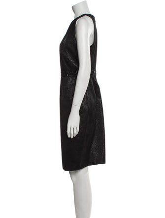 Carmen Marc Valvo Crew Neck Knee-Length Dress