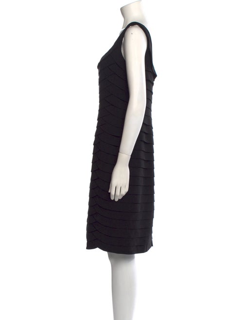 Carmen Marc Valvo Scoop Neck Knee-Length Dress