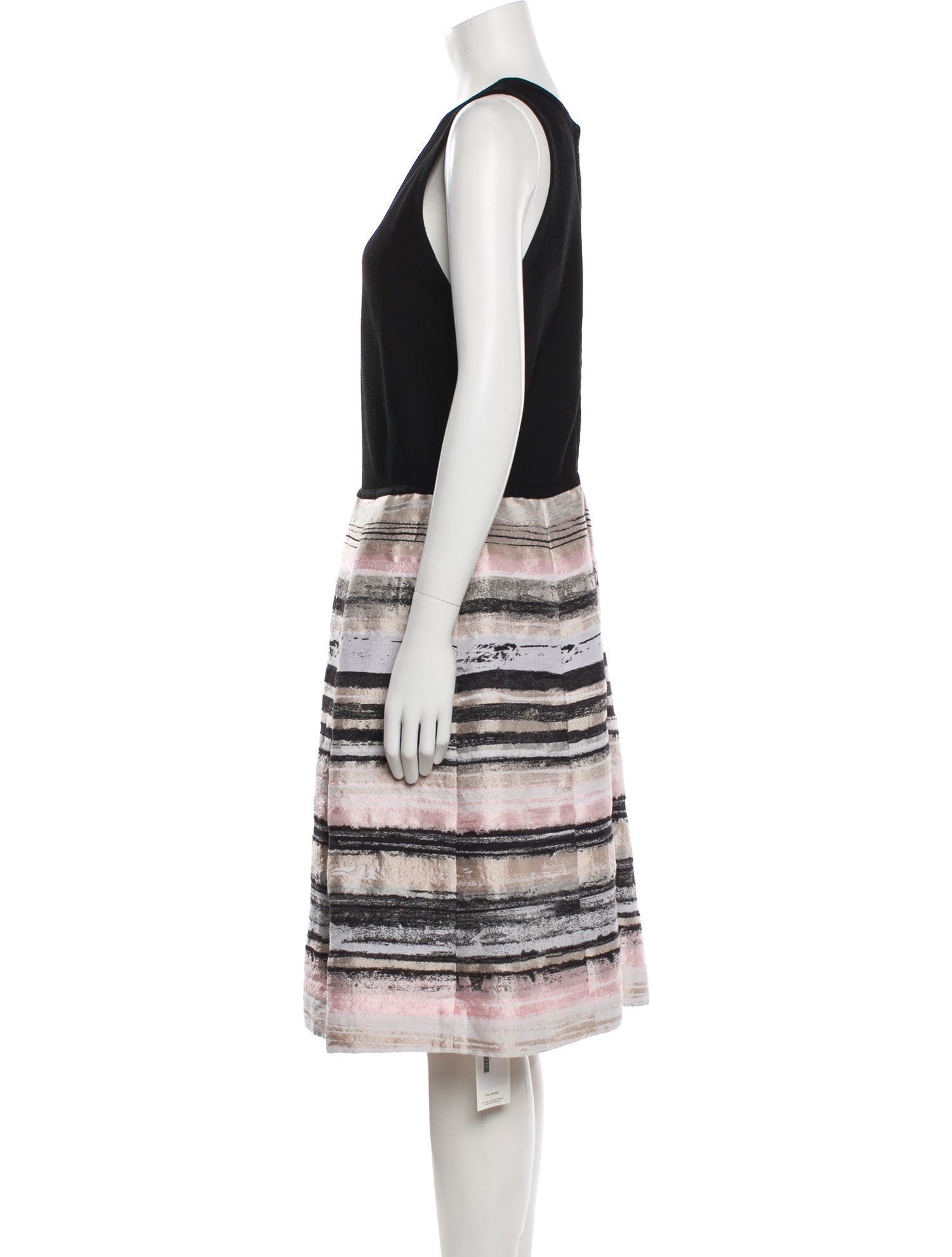 Carmen Marc Valvo Striped Knee-Length Dress