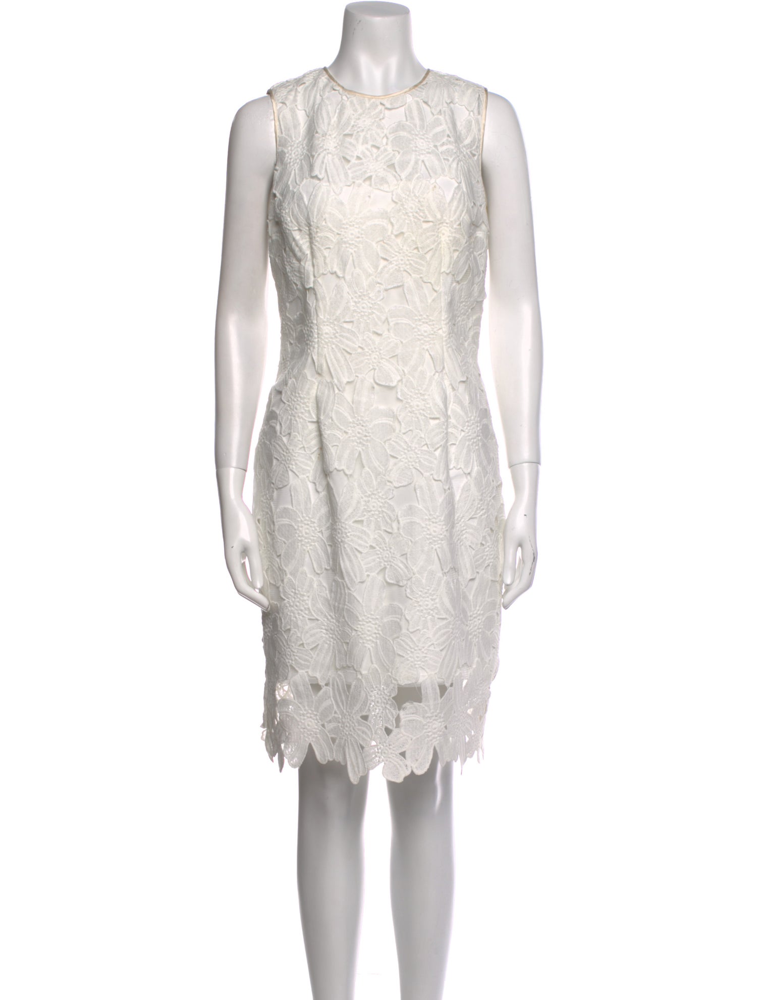 Carmen Marc Valvo Lace Pattern Knee-Length Dress